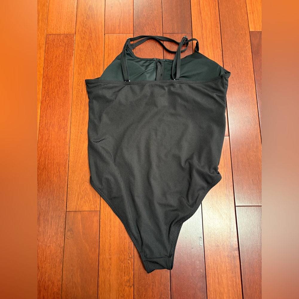 Summer Mae maternity Elegant Black Women's One Piece Swimsuit - Picture 4 of 12